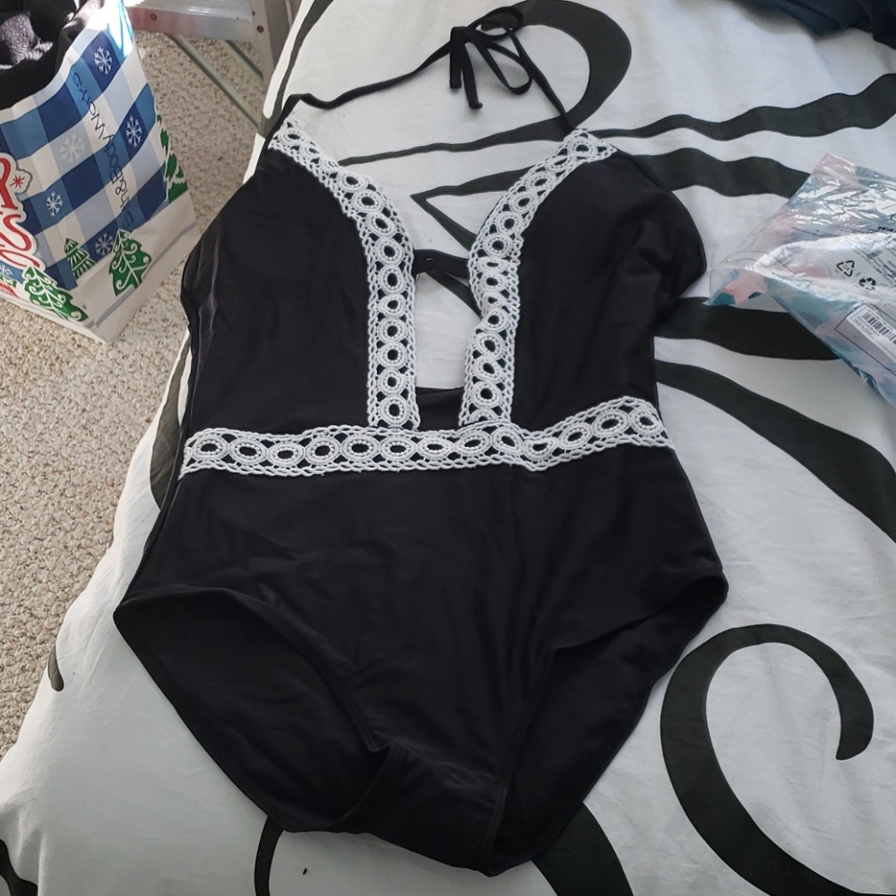 New black womens swim suit